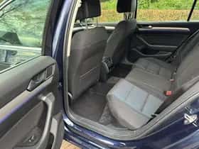 Volkswagen Passat thumbnail 7