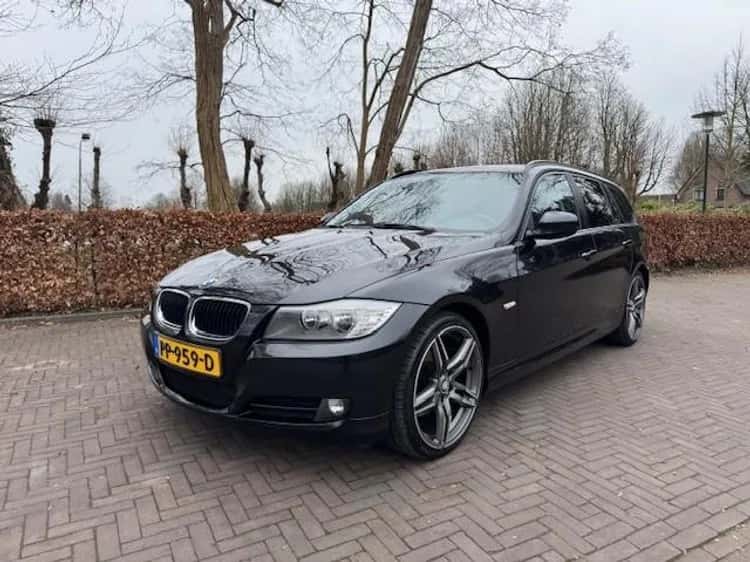 BMW 3-Serie (2011) — foto 1