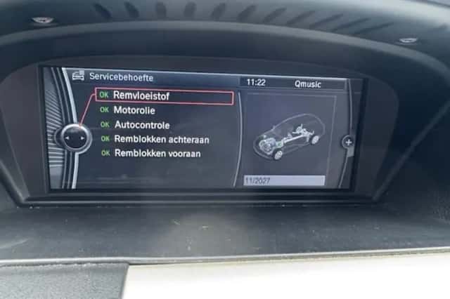 BMW 3-Serie (2011) thumbnail 14