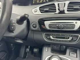 Renault Scénic thumbnail 17