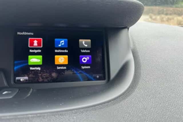 Renault Scénic (2013) thumbnail 20