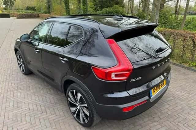 Volvo XC40 (2020) thumbnail 4