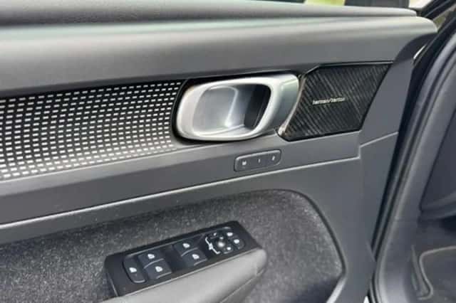 Volvo XC40 (2020) thumbnail 8