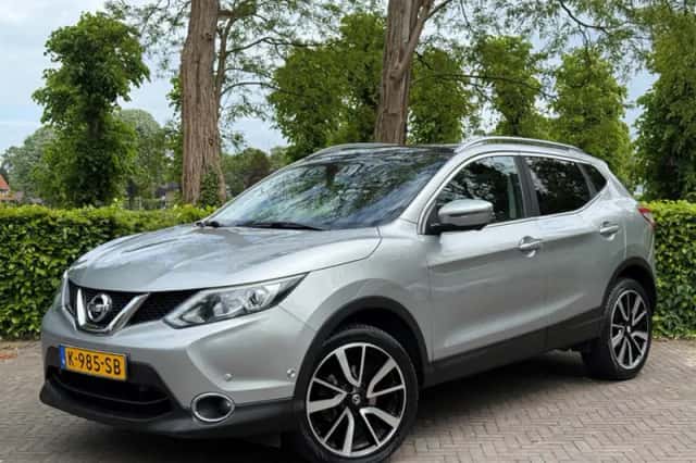 Nissan Qashqai (2017) thumbnail 3