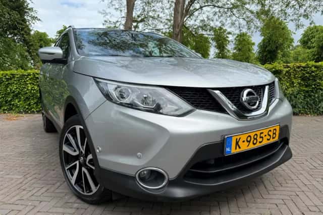 Nissan Qashqai (2017) thumbnail 5
