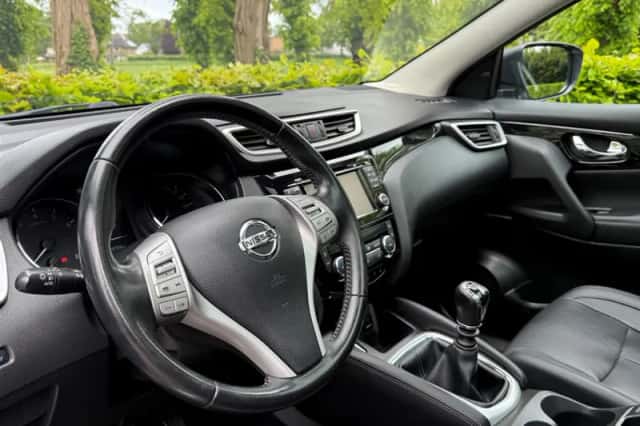 Nissan Qashqai (2017) thumbnail 8