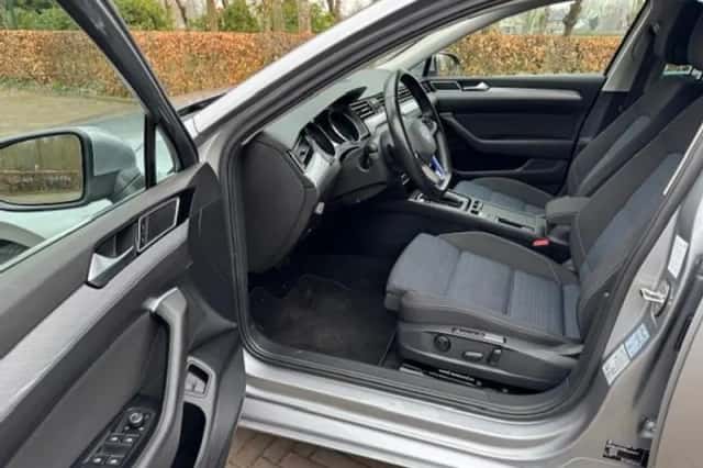 Volkswagen Passat (2021) thumbnail 5