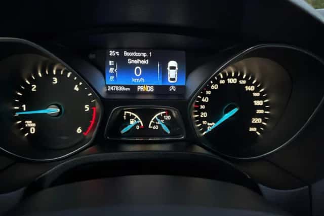 Ford Focus (2016) thumbnail 18