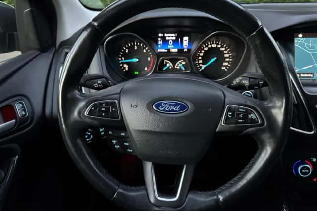 Ford Focus (2016) thumbnail 9