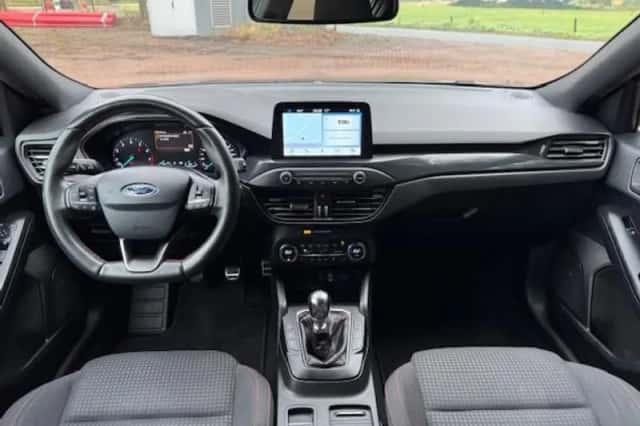 Ford Focus (2019) thumbnail 12