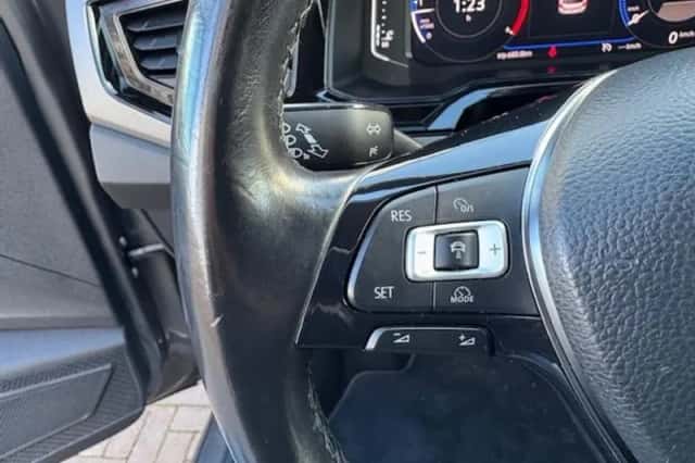 Volkswagen Polo (2018) thumbnail 21