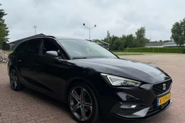 SEAT Leon (2021) thumbnail 1
