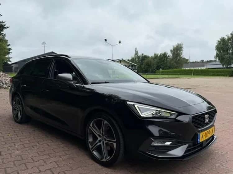 SEAT Leon (2021) — foto 1