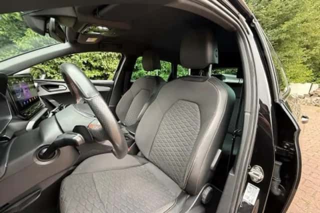 SEAT Leon (2021) thumbnail 5