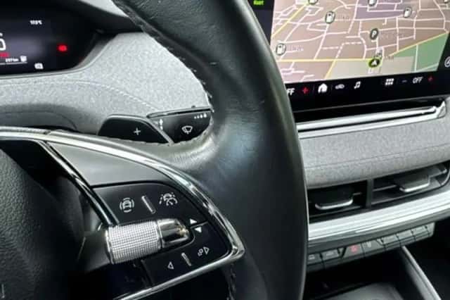 Škoda Enyaq (2021) thumbnail 12