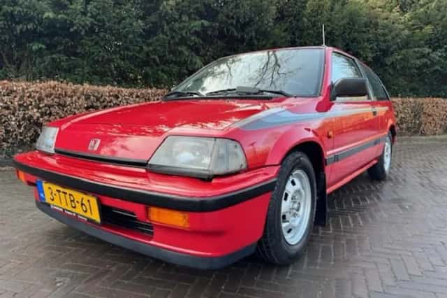 Honda Civic (1986) thumbnail 1