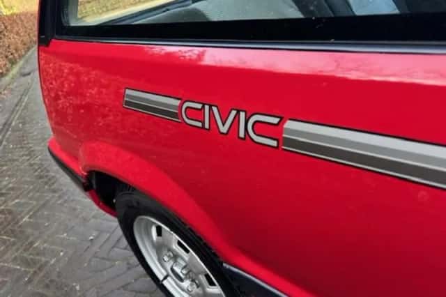 Honda Civic (1986) thumbnail 30