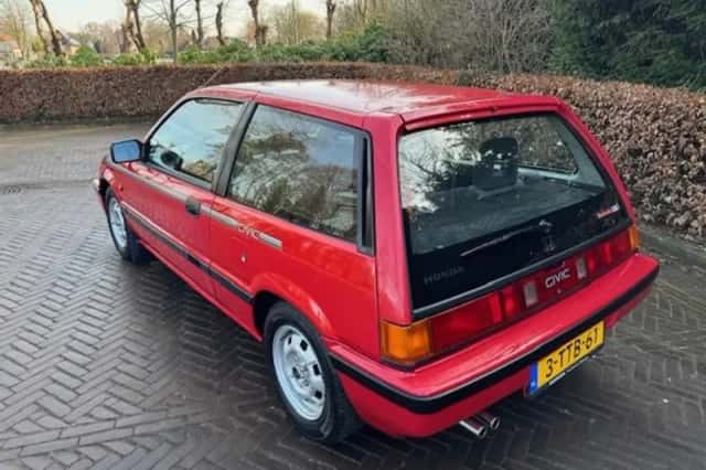 Honda Civic (1986) thumbnail 4