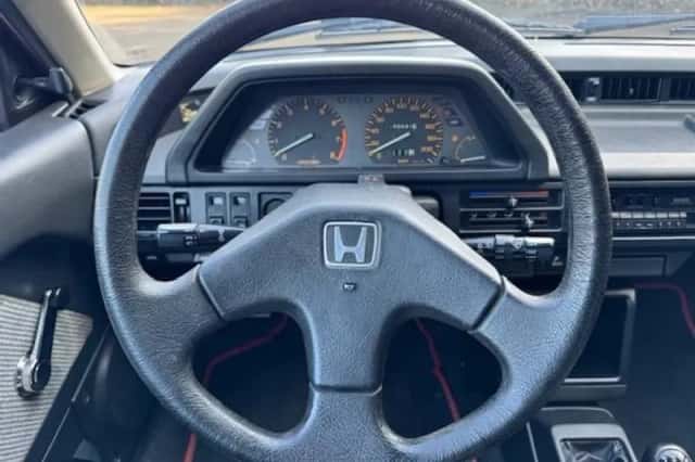 Honda Civic (1986) thumbnail 8
