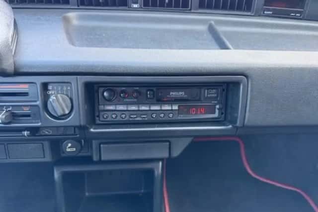 Honda Civic (1986) thumbnail 10