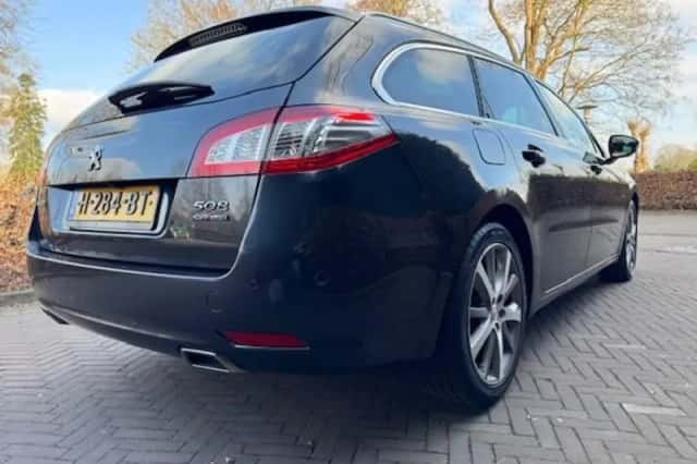 Peugeot 508 (2017) thumbnail 25