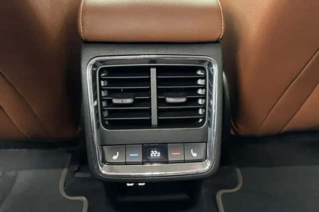 Škoda Enyaq (2020) thumbnail 10