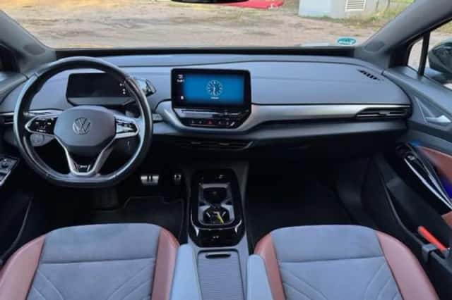 Volkswagen ID.4 (2021) thumbnail 9