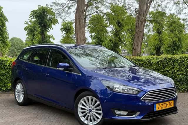 Ford Focus (2015) thumbnail 3