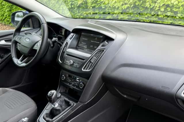Ford Focus (2015) thumbnail 9