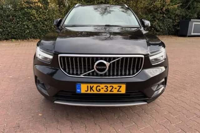 Volvo XC40 (2020) thumbnail 2