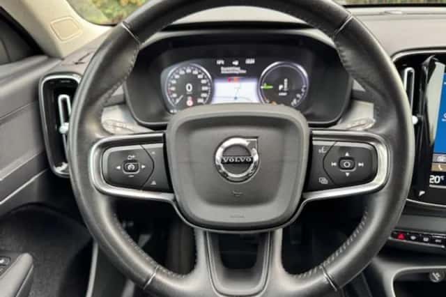 Volvo XC40 (2020) thumbnail 9