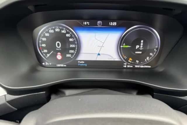 Volvo XC40 (2020) thumbnail 10
