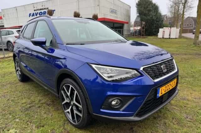 SEAT Arona (2021) thumbnail 1