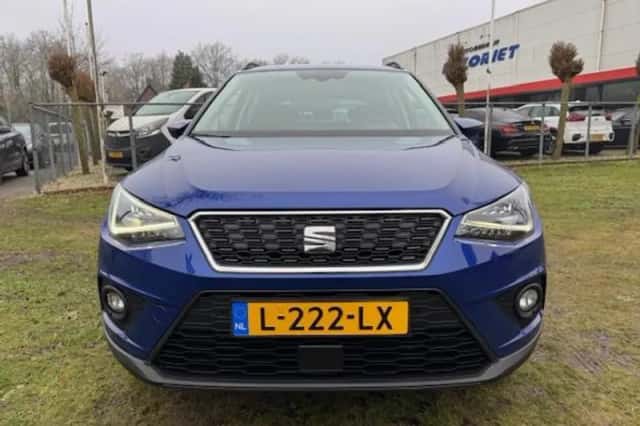 SEAT Arona (2021) thumbnail 2