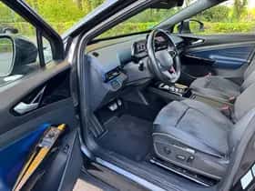 Volkswagen ID.4 (2021) thumbnail 5
