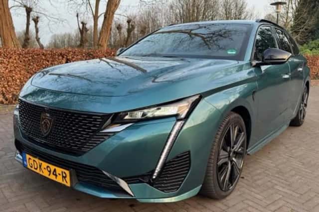 Peugeot 308 (2022) thumbnail 1
