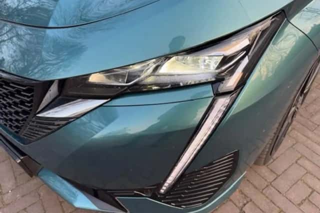 Peugeot 308 (2022) thumbnail 2