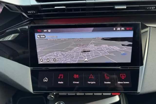 Peugeot 308 (2022) thumbnail 14