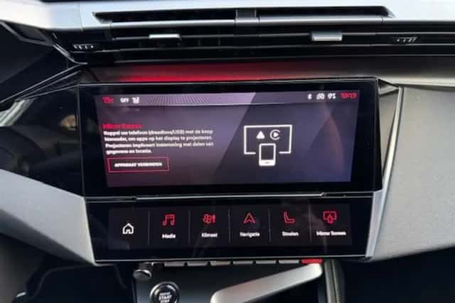 Peugeot 308 (2022) thumbnail 15