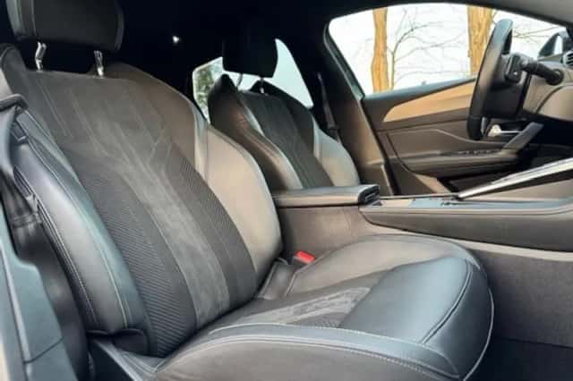 Peugeot 308 (2022) thumbnail 18