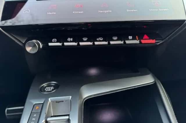 Peugeot 308 (2022) thumbnail 31