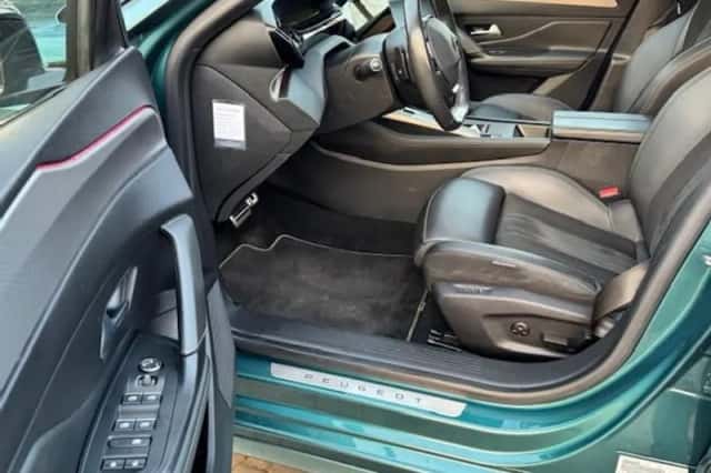 Peugeot 308 (2022) thumbnail 6