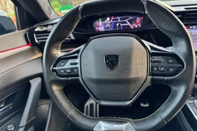 Peugeot 308 (2022) thumbnail 10