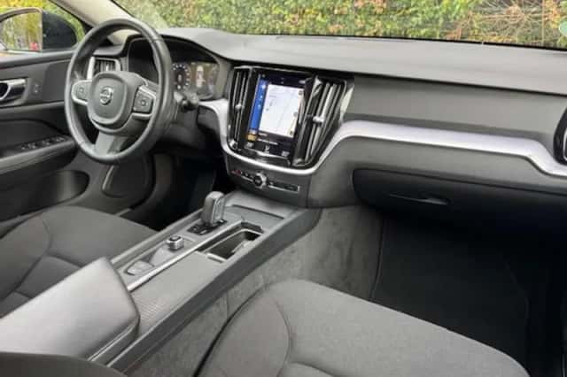 Volvo V60 (2020) thumbnail 14