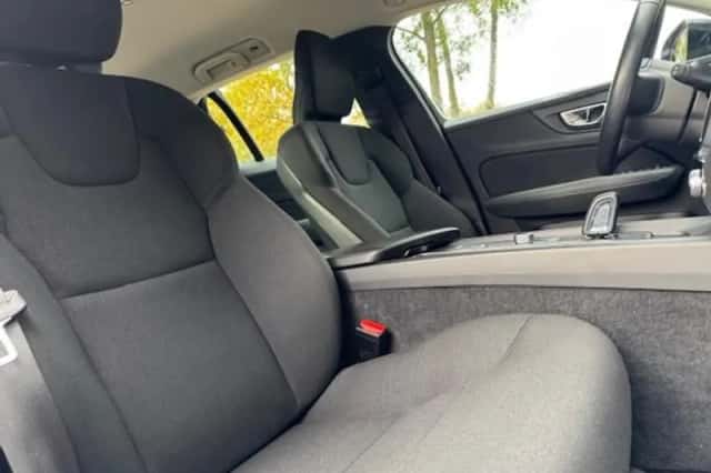 Volvo V60 (2020) thumbnail 15