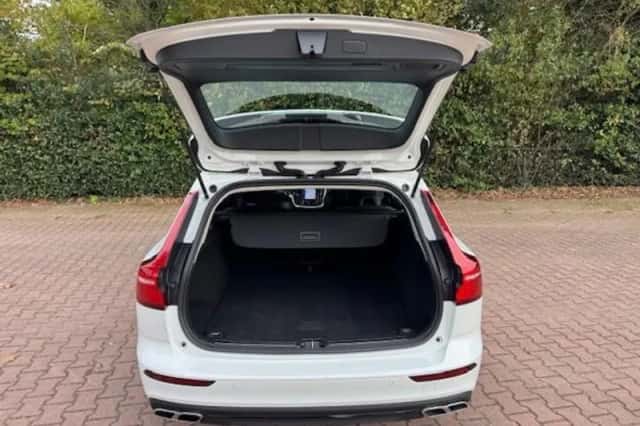 Volvo V60 (2020) thumbnail 18