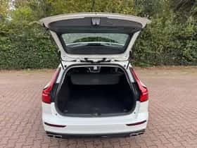 Volvo V60 (2020) thumbnail 18