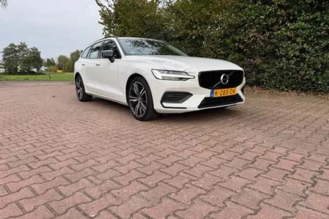 Volvo V60 (2020) thumbnail 22