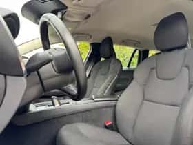 Volvo V60 (2020) thumbnail 5