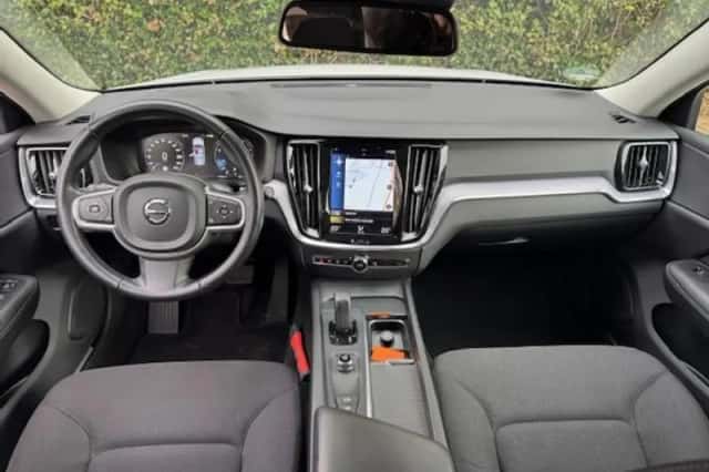 Volvo V60 (2020) thumbnail 7